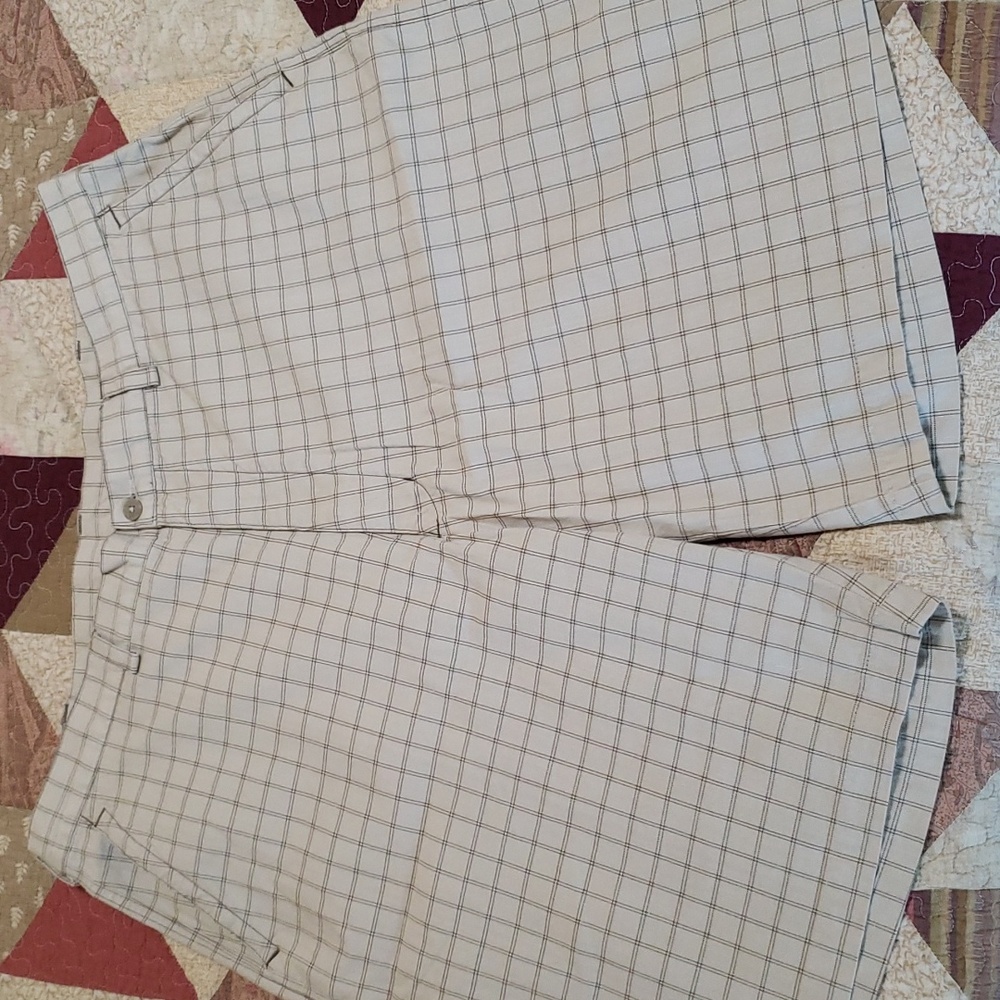 Nike Golf Shorts Plaid 40
